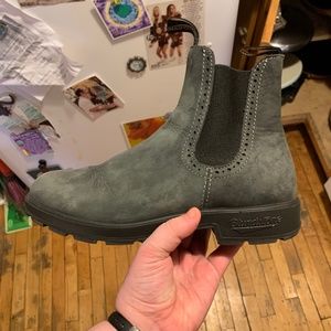 Blundstones